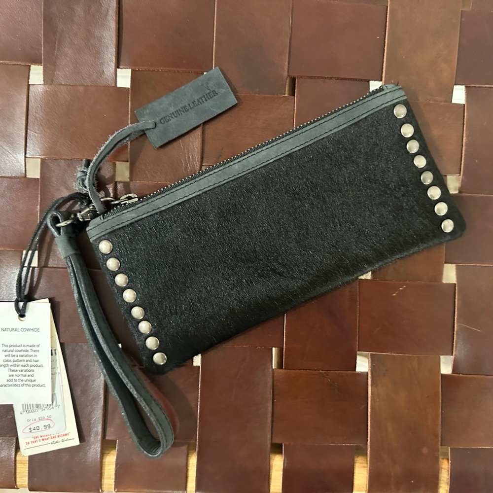 Idyllwind Black Leather Wristlet. Still new with tags attached.